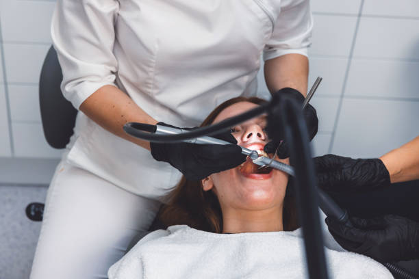 Best Mobile Emergency Dentist in Roanoke, IL